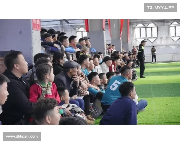 绿茵逐梦 热血激昂 ——2025 青岛市直机关五人制足球赛圆满落幕 绿茵逐梦 热血激昂 ——2025 青岛市直机关五人制足球赛圆满落幕
